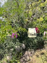 Load image into Gallery viewer, Elegant Garden Room Style Metal Birdhouse Feeder- Cream